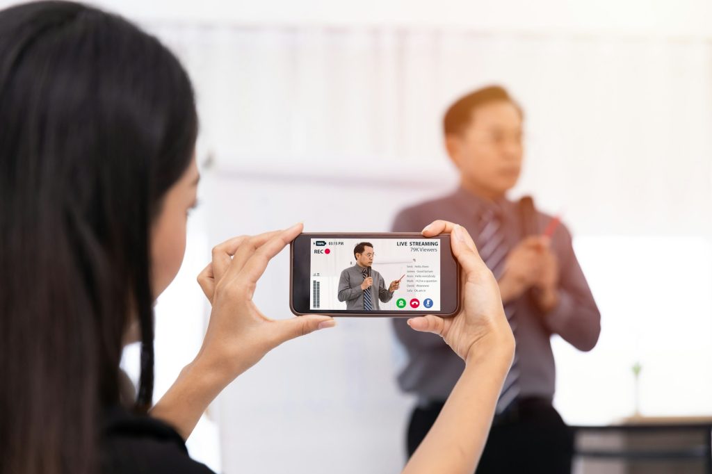 如何通过YouTube打造教育品牌，